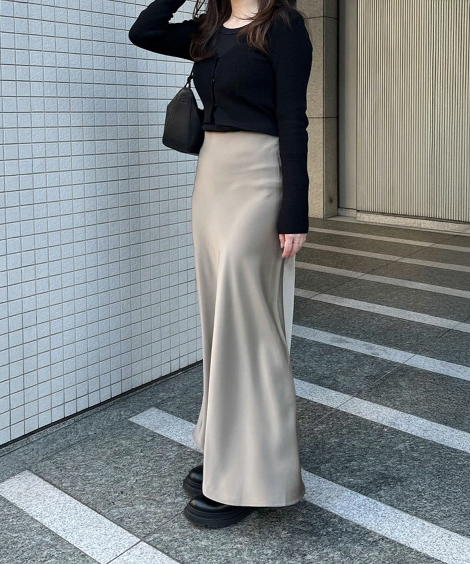 スカート ayaka semi flare satin skirt(ayaka select) | Reurie'（レウリィ）